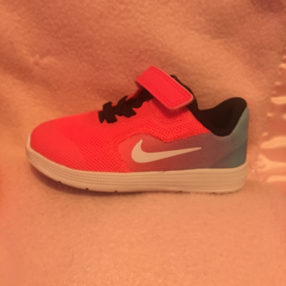 Toddler girls nike